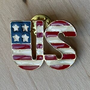 Patriotic bicentennial and pin set, vintage & collectible items